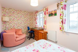 Bedroom- click for photo gallery